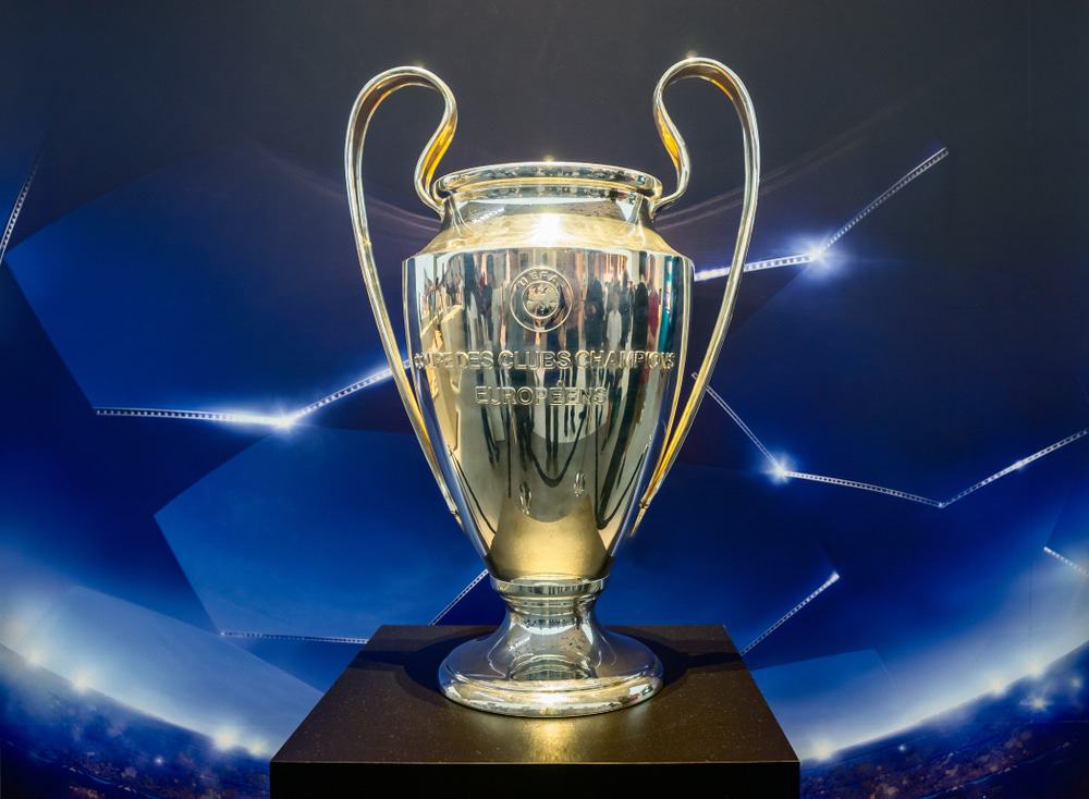Taça da UEFA Champions League. Imagem: Ugis Riba / Shutterstock.com
