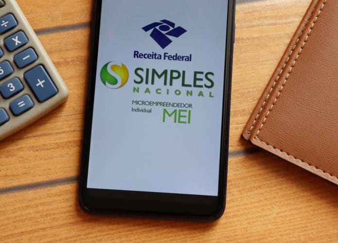 Aplicativo do MEI, Microempreendedor Individual (Simples Nacional), aberto na tela de um smartphone