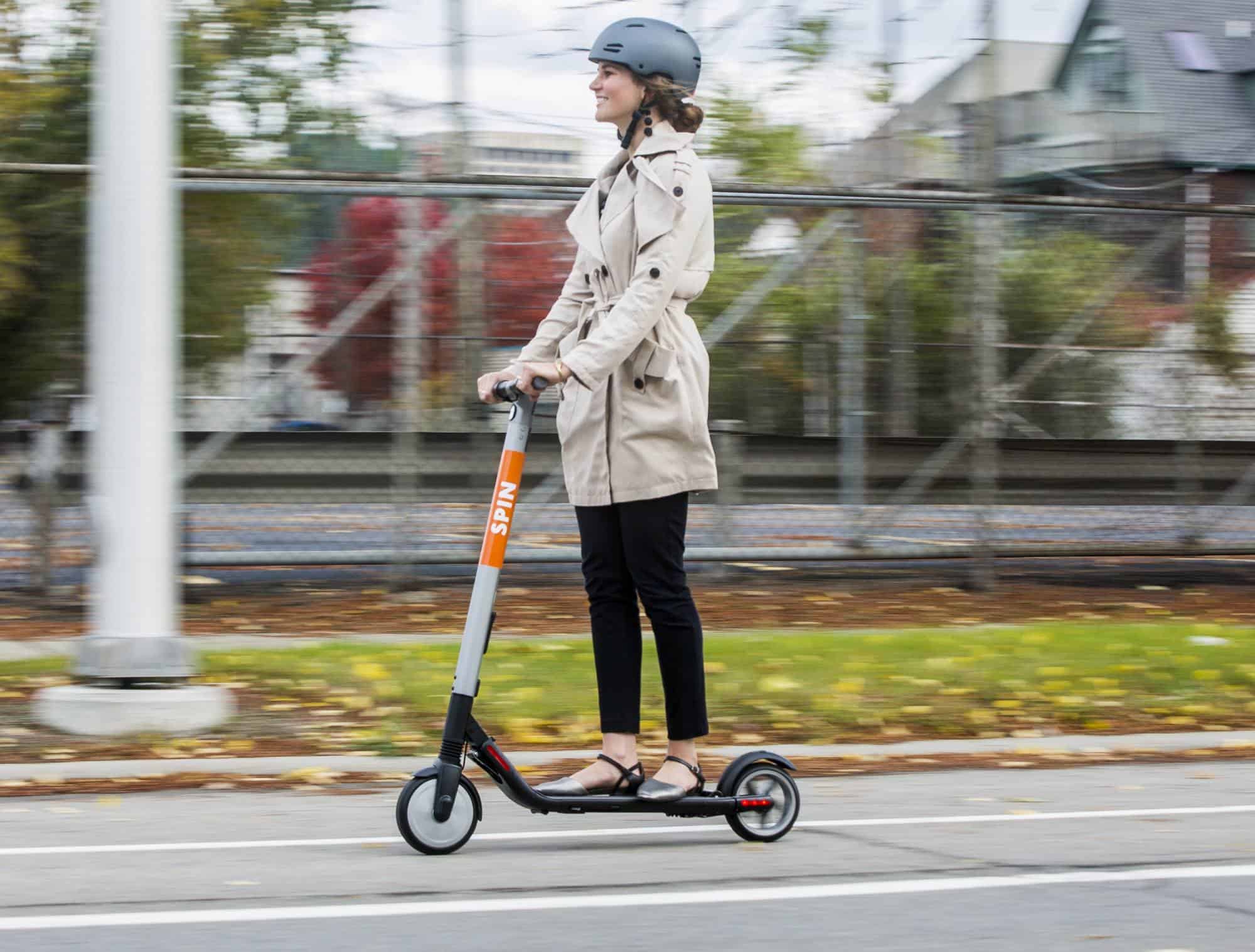 No exterior, patinetes Spin podem ser achados no Google Maps