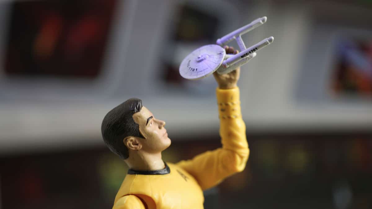trek_kirk_shutterstock_1131971477