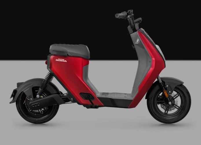 Scooter Honda U-BE, super barata