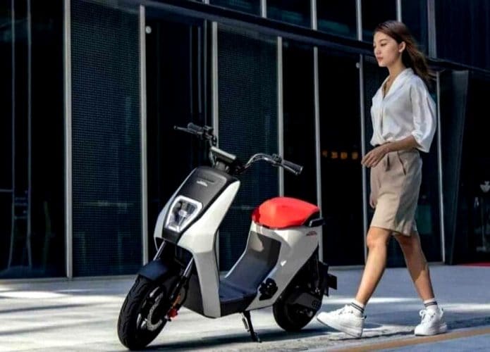 Honda U-BE, scooter a preço de celular