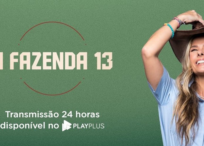 Logo do reality show A Fazenda com a apresentadora Adriane Galisteu sorrindo