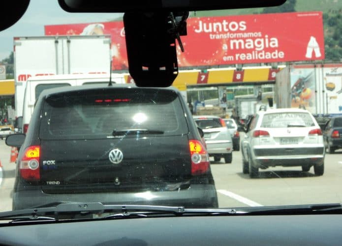 Carros em um congestionamento