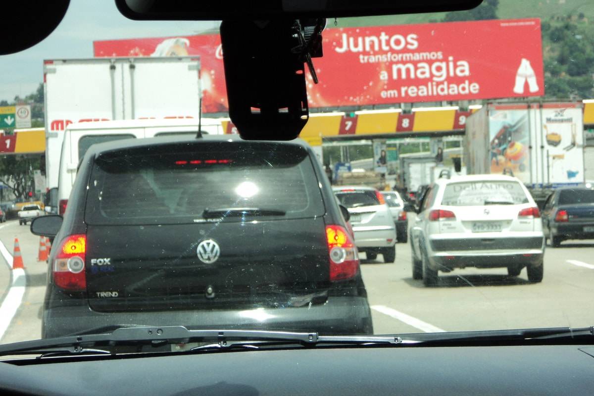 Carros em um congestionamento