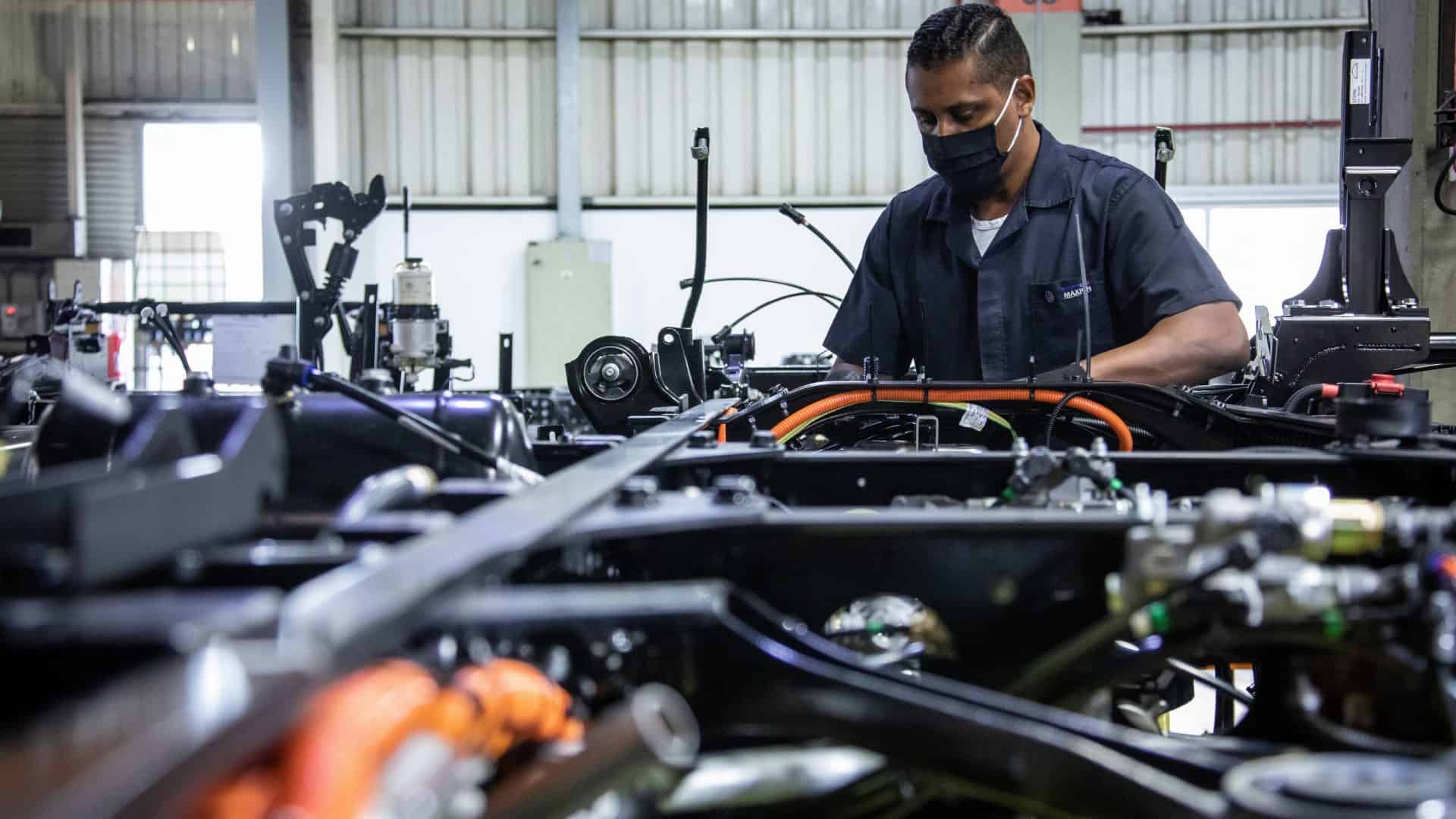 Fábrica da Volkswagen onde serão feitas baterias de nióbio: imagem para matéria sobre produção de carros