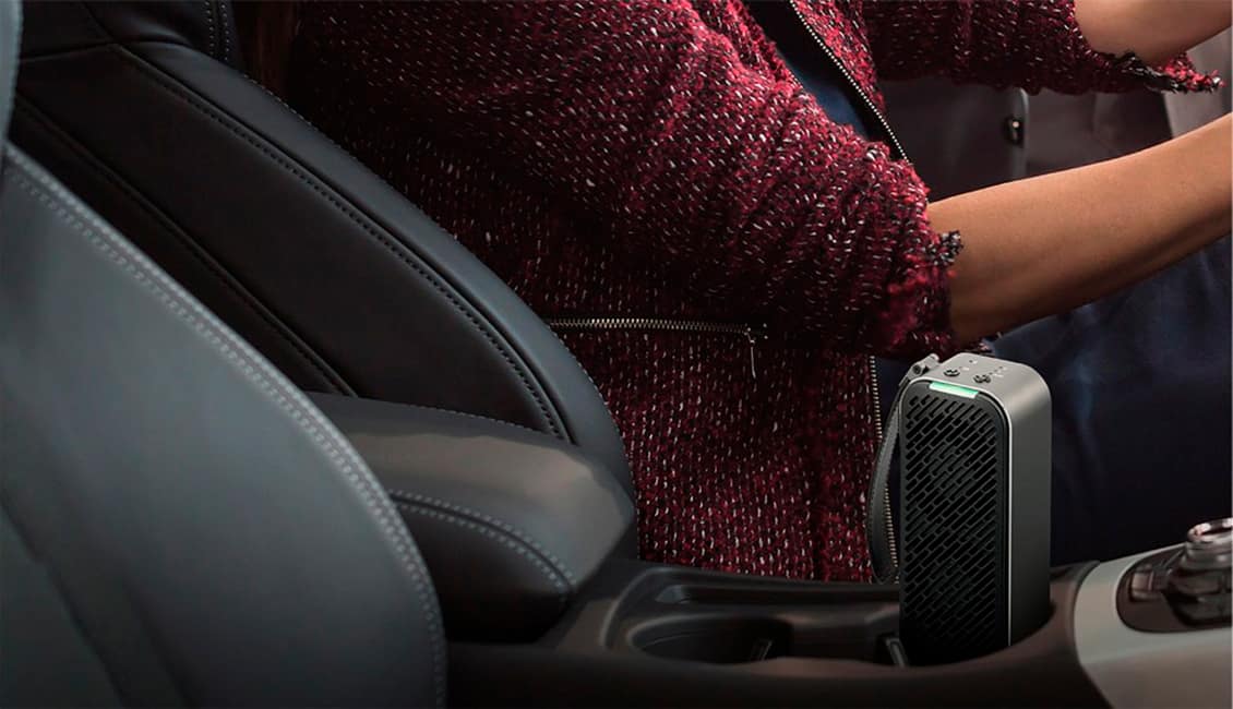 LG PuriCare Mini é purificador de Ar do tamanho de uma powerban. Imagem: LG/Divulgação