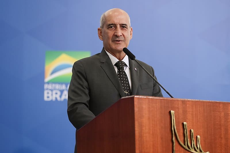 Ministro Luiz Eduardo Ramos