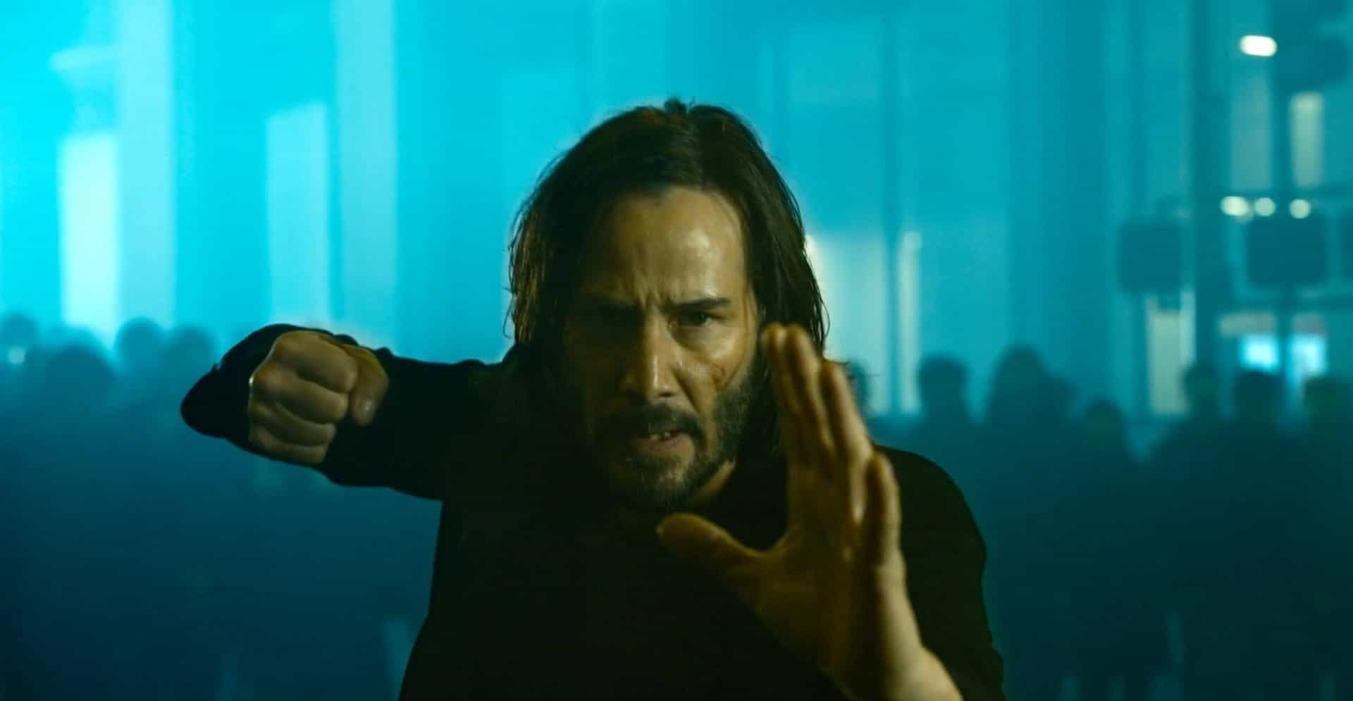 Keanu Reeves como Neo em 'The Matrix Resurrections'. Imagem: Warner Bros./Divulgação