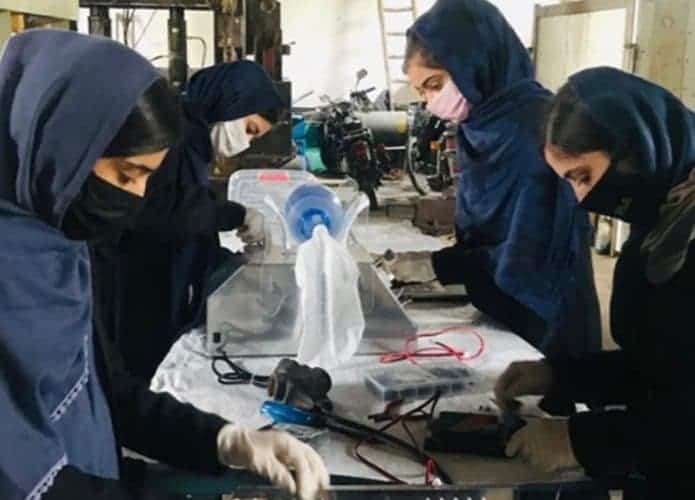 afghan-girls-robotics-team-695x500