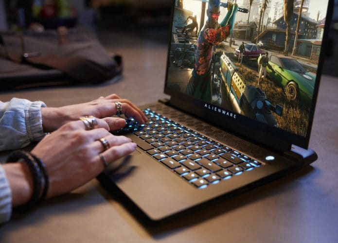 Alienware m15 R6 (Imagem: divulgação/Dell)