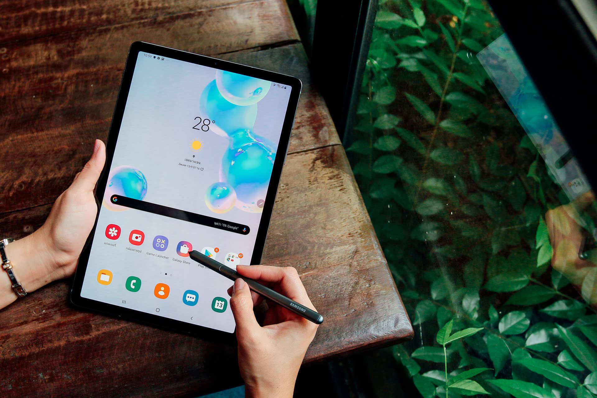 Samsung deve lançar Galaxy Tab S8 Ultra com Exynos 2200. Imagem: Framesira/Shutterstock