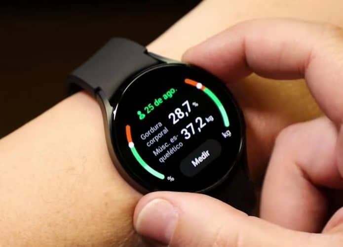 Galaxy Watch 4 com Wear OS 3 (Imagem: Mario Kurth/Olhar Digital)