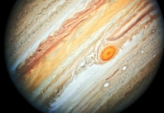 grande-mancha-vermelha-de-jupiter-695x480