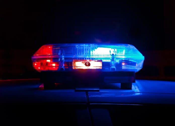 Luzes de emergência de carro policial