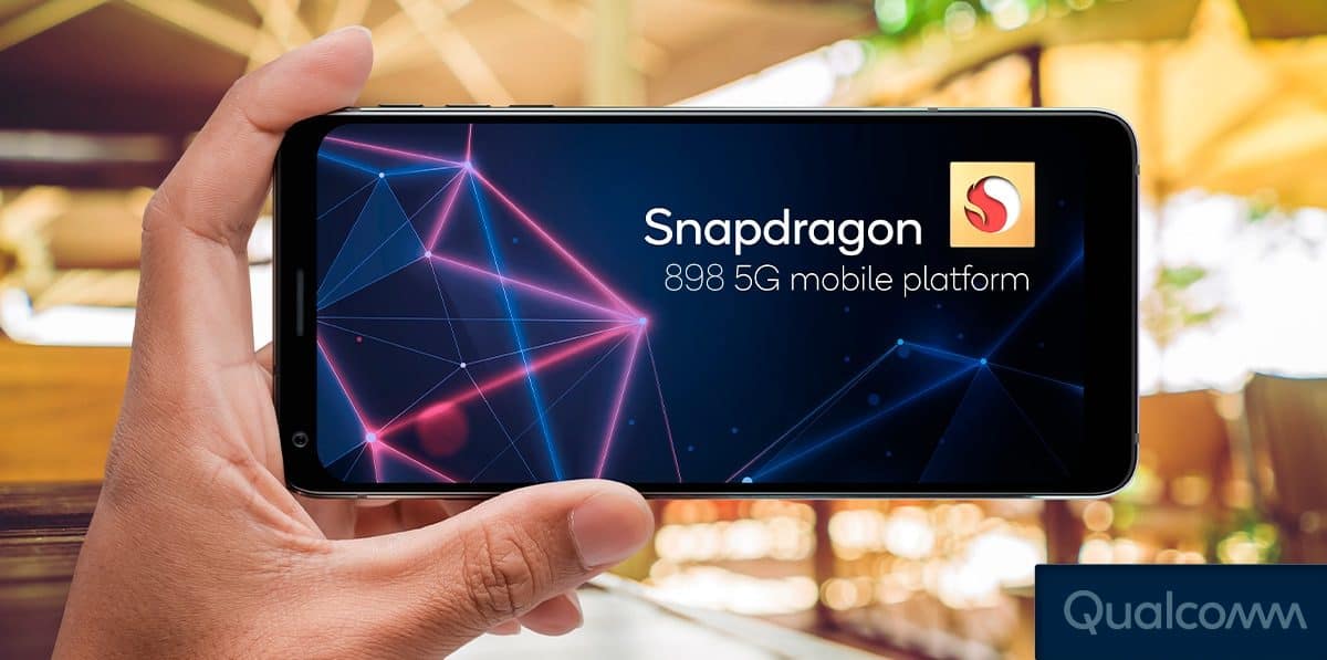 Snapdragon 898