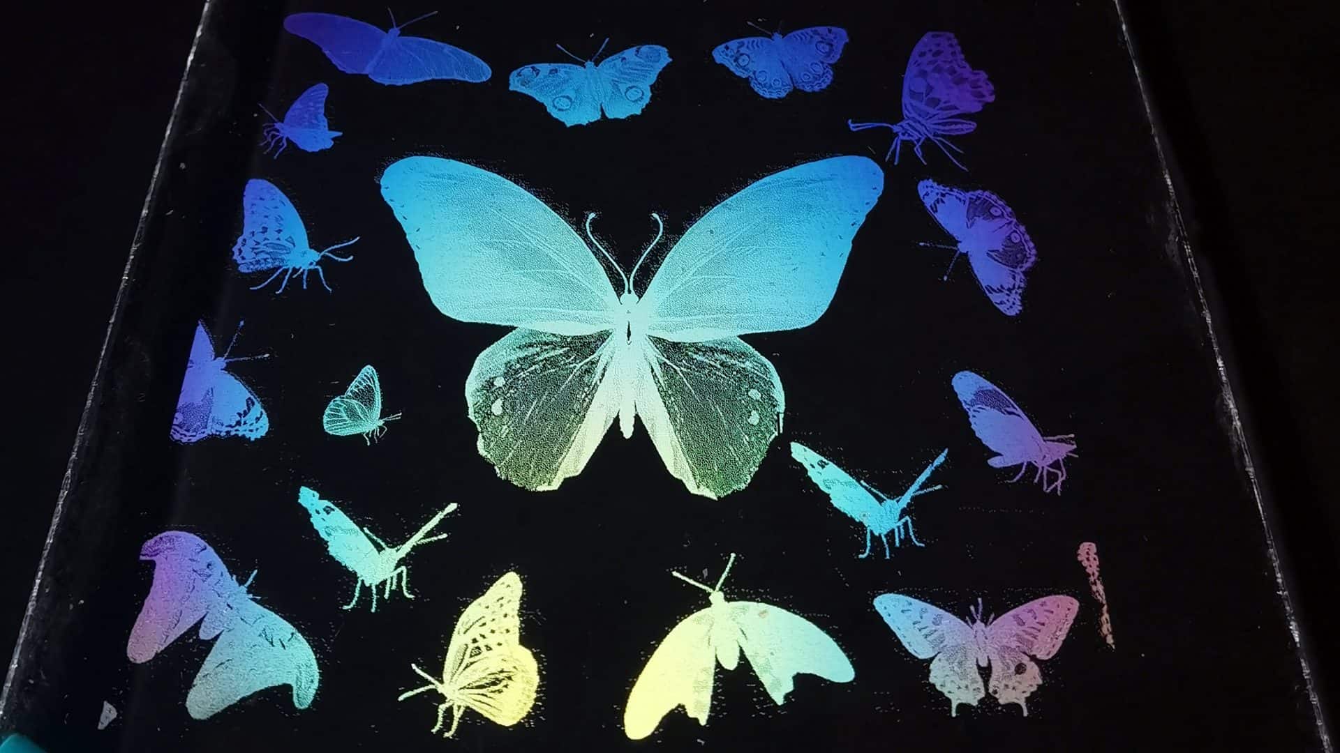 tinta-transparente-desenho-colorido-1920x1080