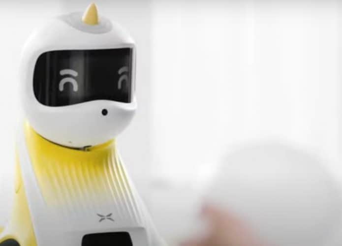 Unicórnio robô para crianças da Xpeng.