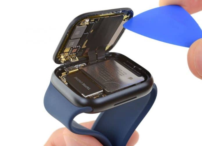 Apple Watch Series 7 desmontado