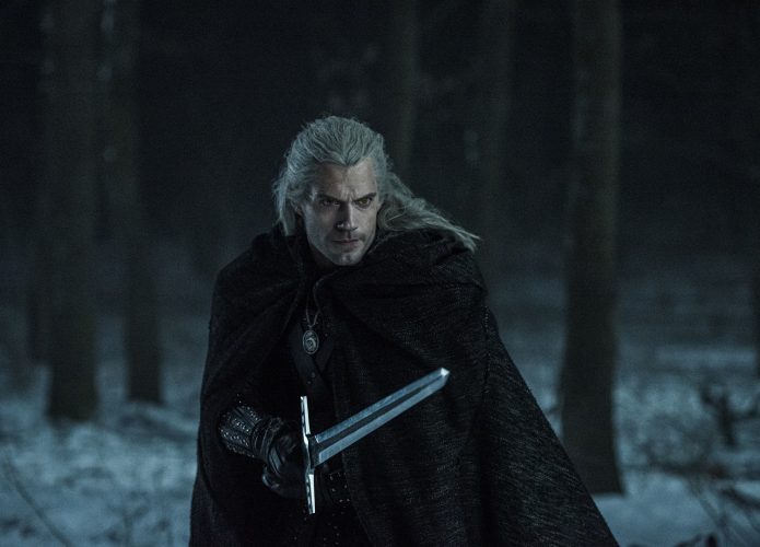 Henry Cavill como Geralt de Rivia em 'The Witcher'. Imagem: Katalin Vermes/Netflix