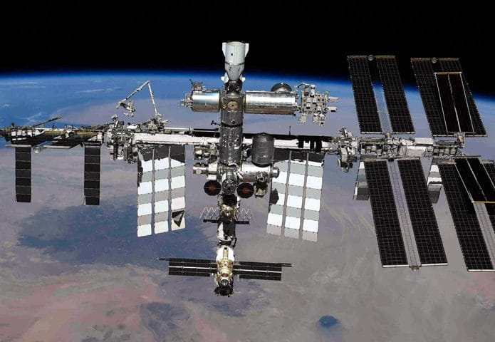 ISS-foto-panoramica-695x480