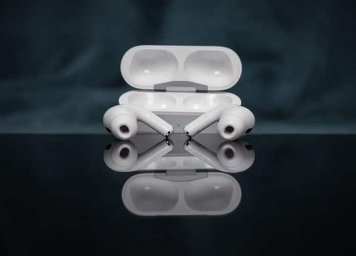 Apple estende suporte para AirPods com defeito. Imagem: Omid Armin/Unsplash