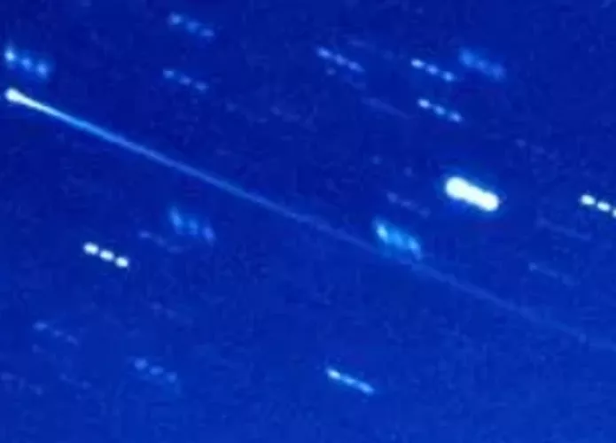 Imagem de um cometa que também pode ser um asteroide, segundo cientistas