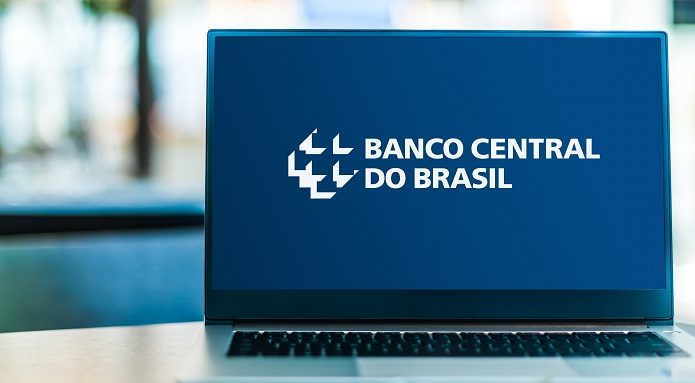 Computador com logo do Banco Central