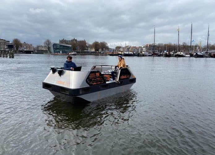 Roboat, barco autônomo do MIT em Amsterdam