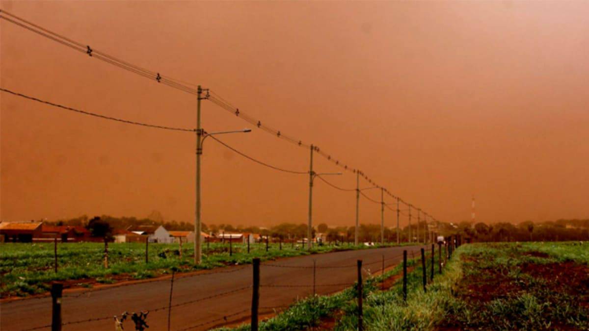 Imagem de tempestade de areia no Mato Grosso do Sul (MS)