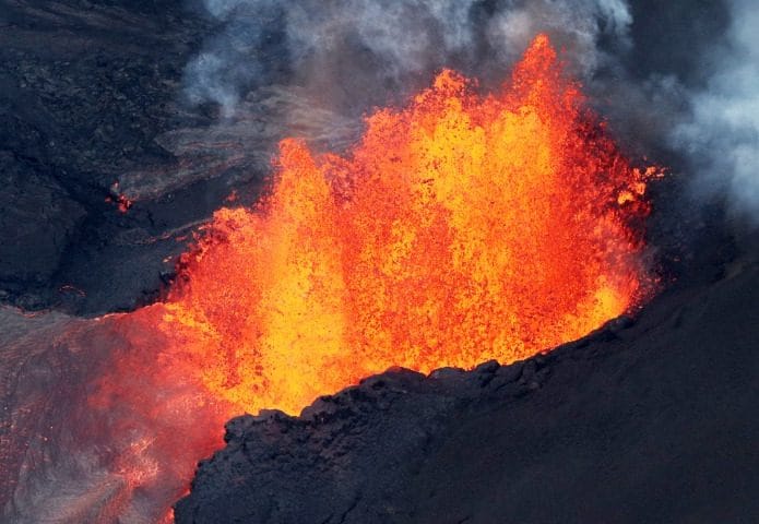 vulcao-Kilauea-695x480