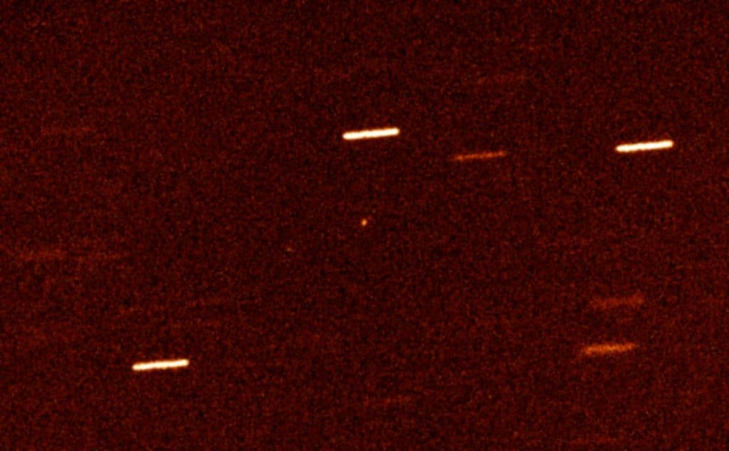 Imagem da Nasa sobre a passagem do 'Oumuamua em 2017