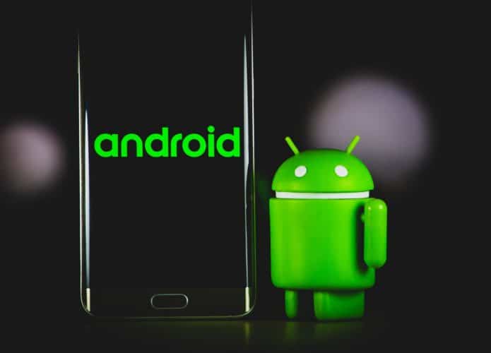 Levantamento indica que cerca de 50% dos aparelhos Android do mundo está desatualizado. Imagem: Denny Müller/Unsplash