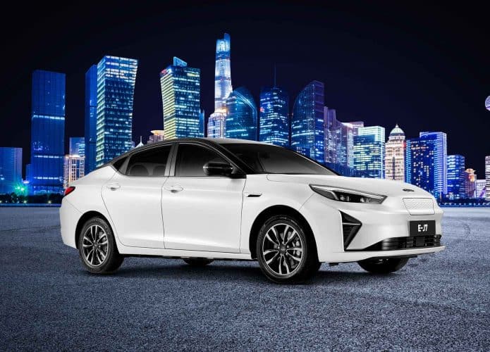 e-J7 da JAC Motors, um sedan elétrico
