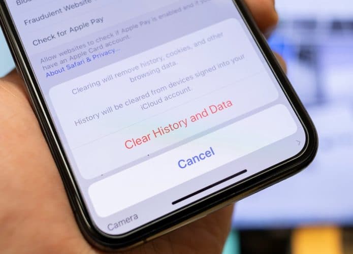 iphone mostrando confirmação para apagar histórico e cache