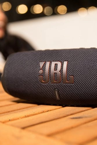 JBL Charge 5 (Imagem: divulgação/JBL)