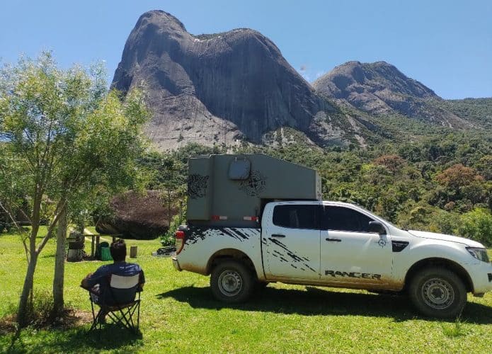 Ford Ranger usada para a criação do motorhome do casal