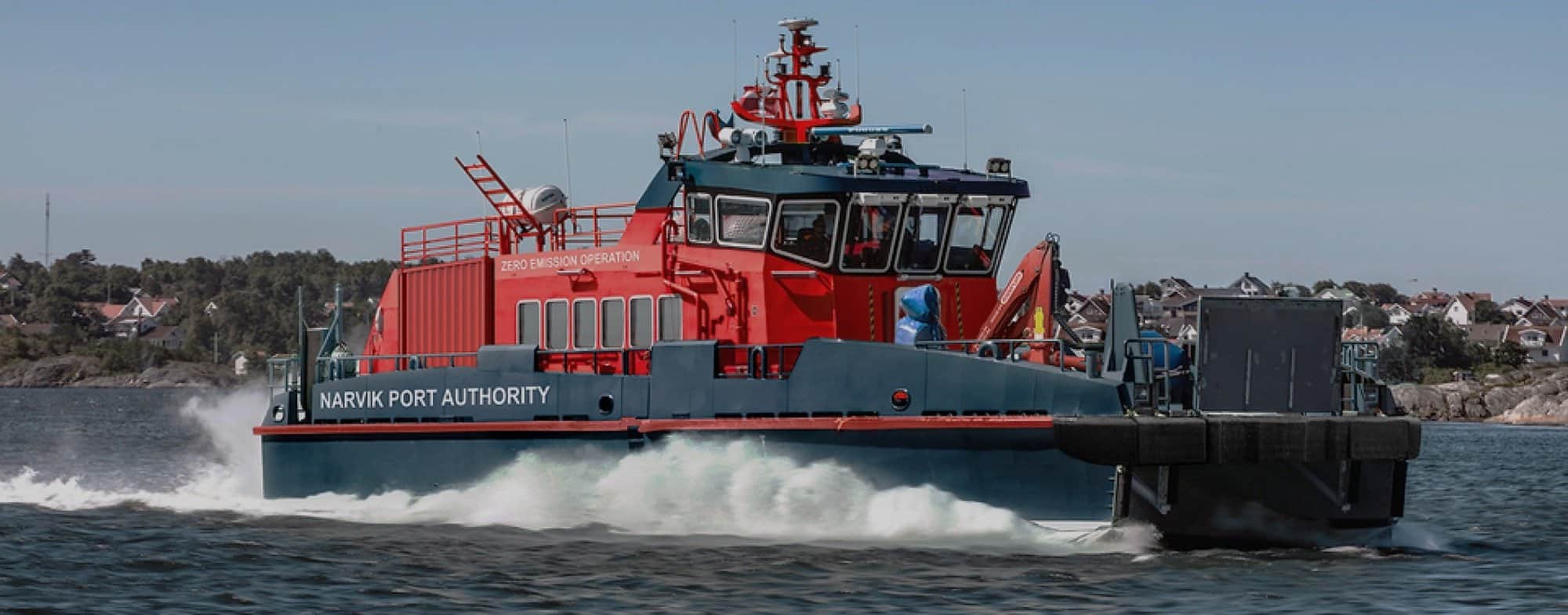 barco movido a hidrogêncio no porto de Narvik