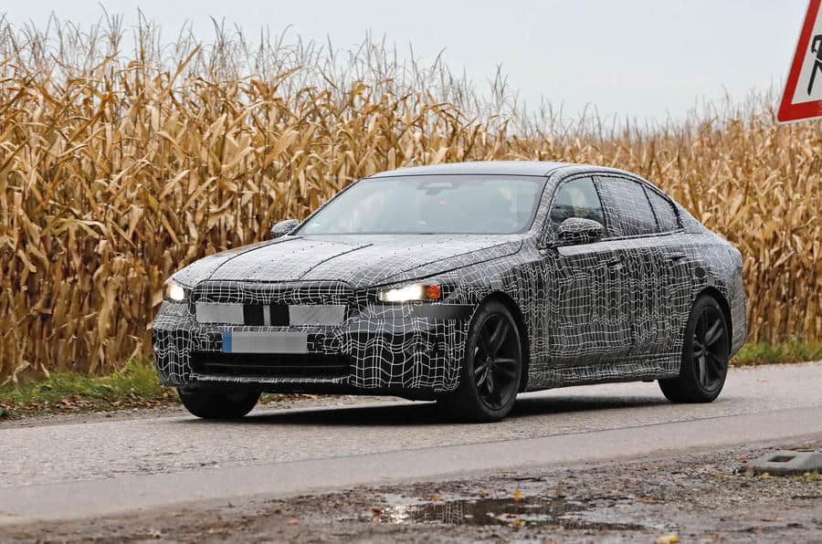 novo bmw i5 na estrada