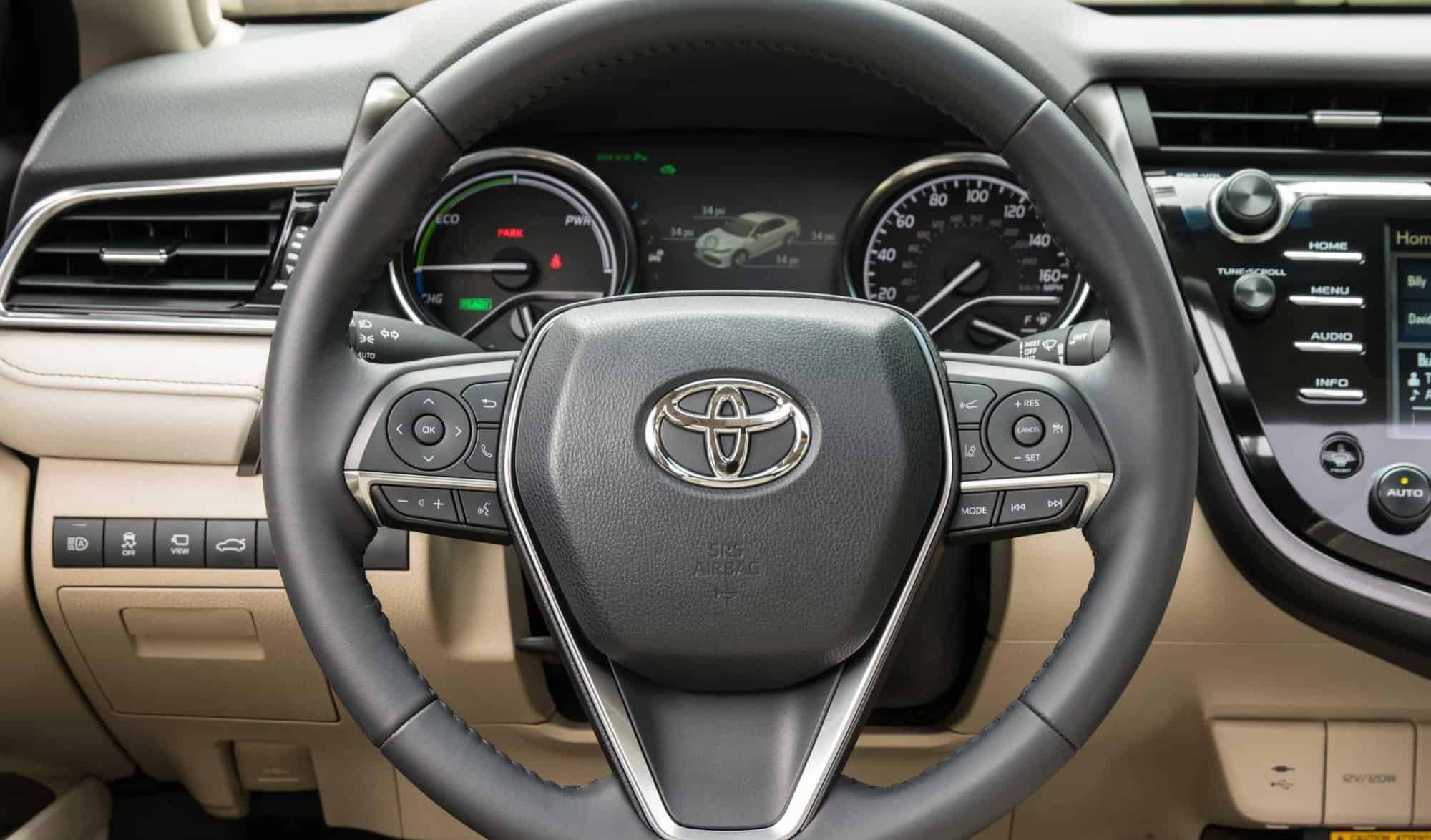 Toyota vai cobrar por partida remota do veículo pelo chaveiro