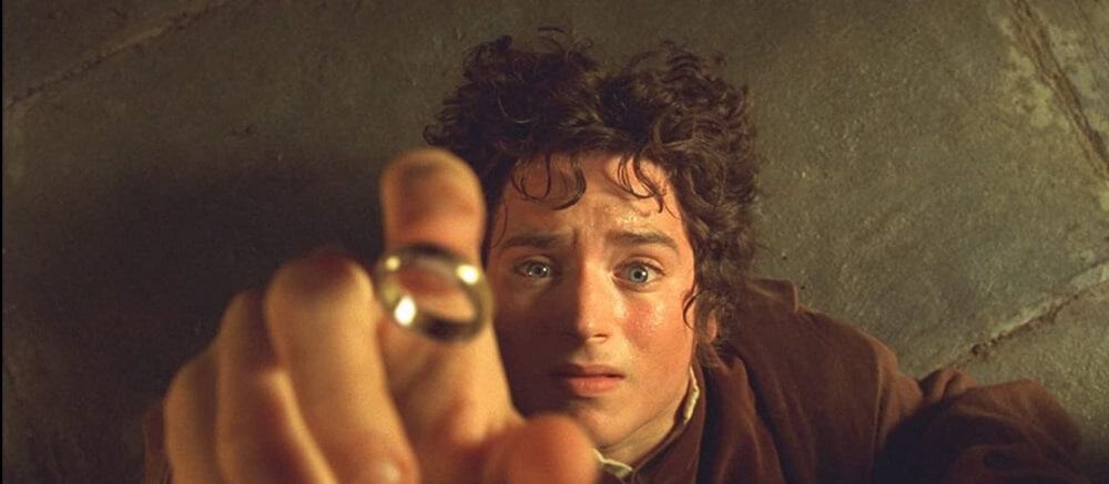 Elijah Wood em O Senhor dos Anéis: A Sociedade do Anel