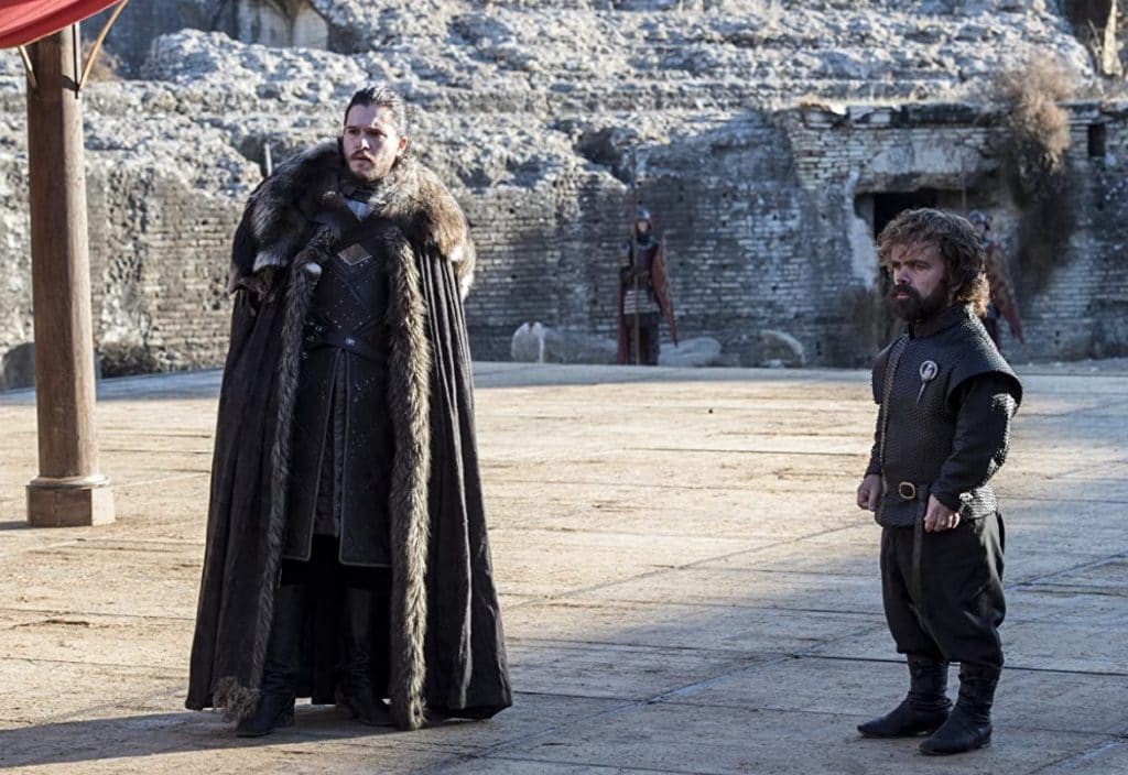 “O Vingador Tóxico”: Peter Dinklage fala sobre próximos papéis, bem diferentes do personagem de “Game Of Thrones”. Imagem: Peter Dinklage e Kit Harington em Game of Thrones/HBO