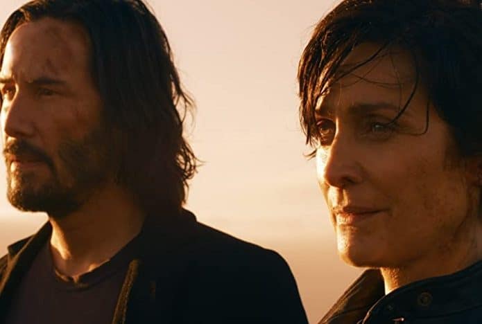 Keanu Reeves e Carrie-Anne Moss em Matrix 4