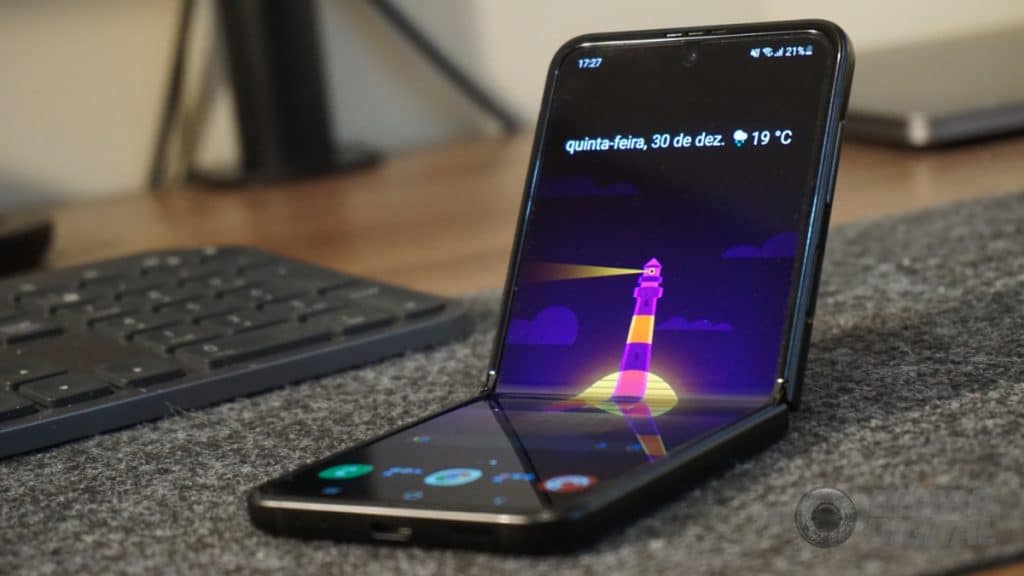 Galaxy Z Flip 3 (Imagem: André Fogaça/Olhar Digital)