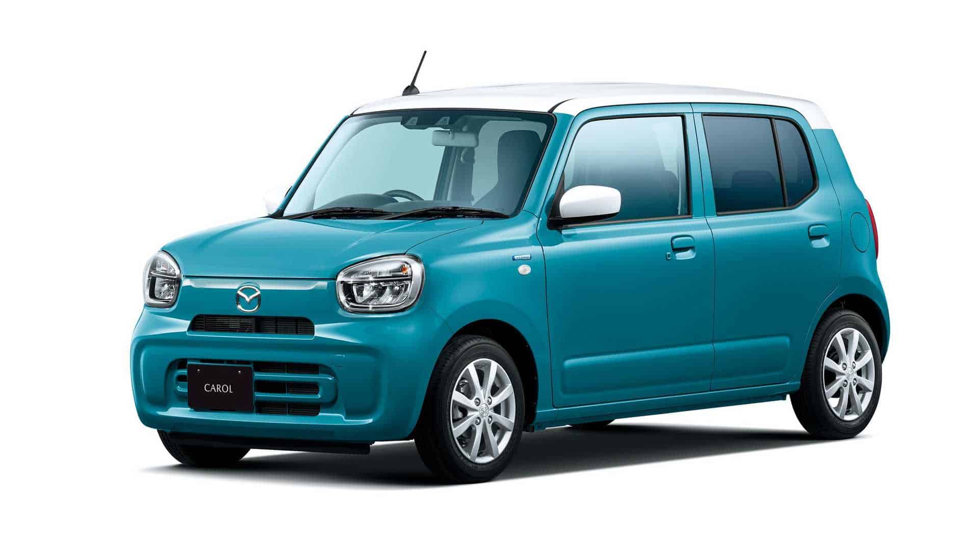 Mazda Carol em tom azulado com teto branco