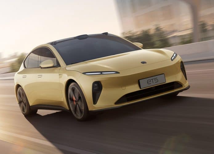 Sedan elétrico Cio ET5