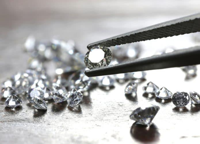Mercado cripto: corretora brasileira ‘tokeniza’ diamantes e apresenta nova criptomoeda