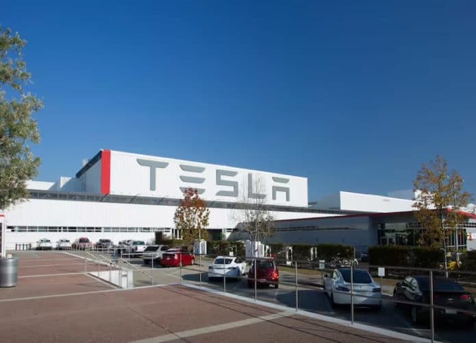 Fábrica da Tesla em Fremont, local onde ocorreu o homicídio