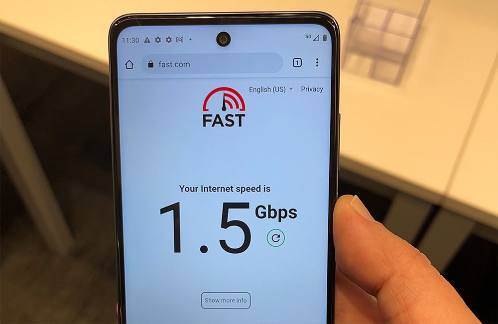 Testes do 5G standalone da Claro com o Moto G200