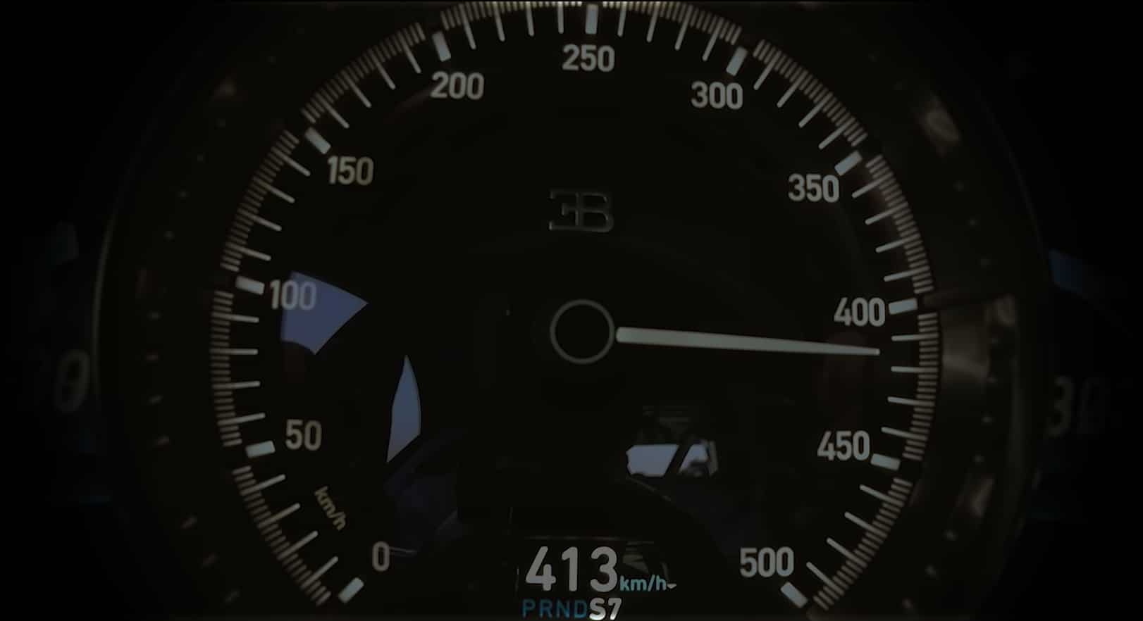 Bugatti Chiron faz 414 km/h em rodovia na Alemanha; assista